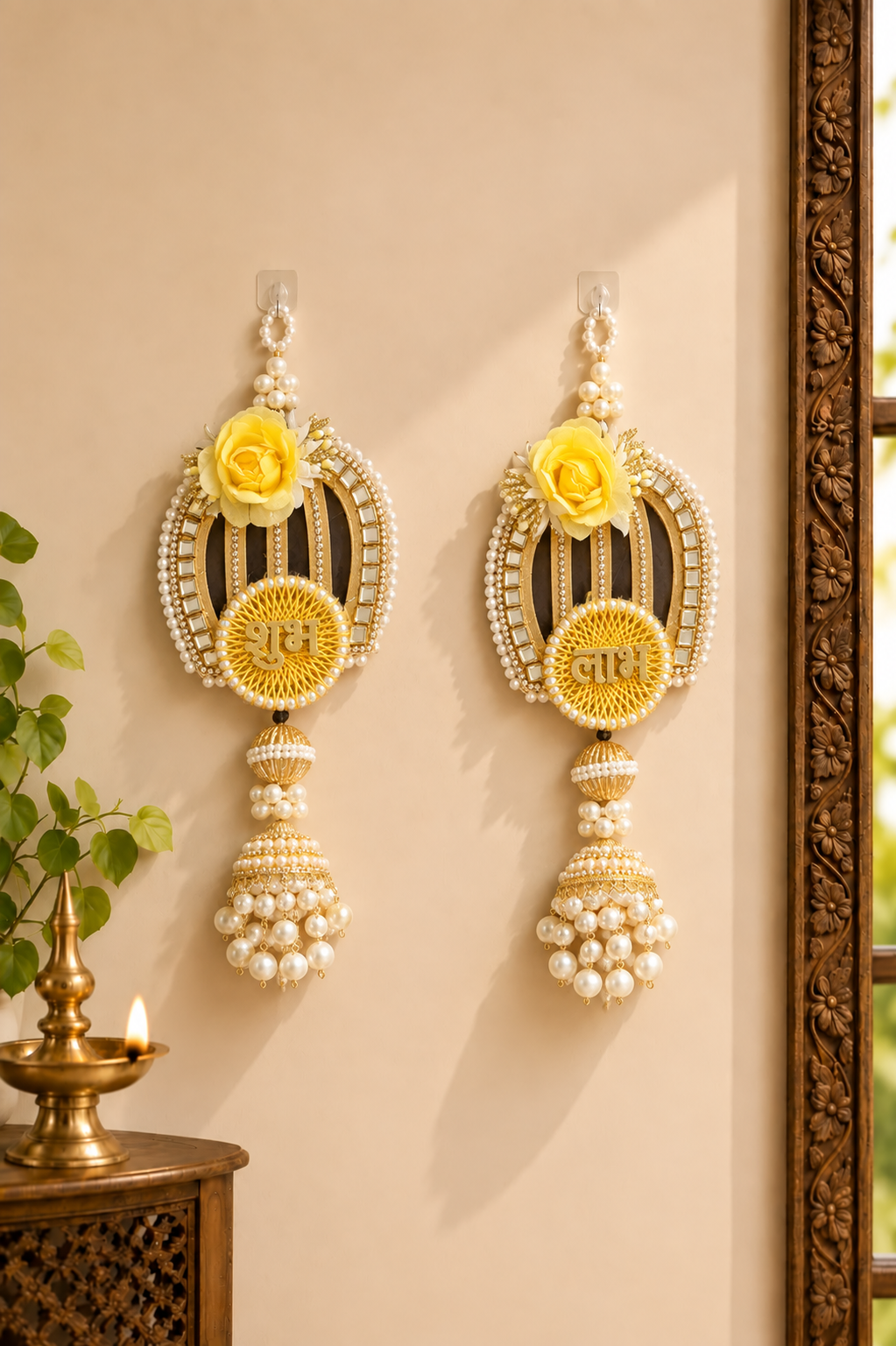 Jharokha Themed Shubh Labh (Yellow)