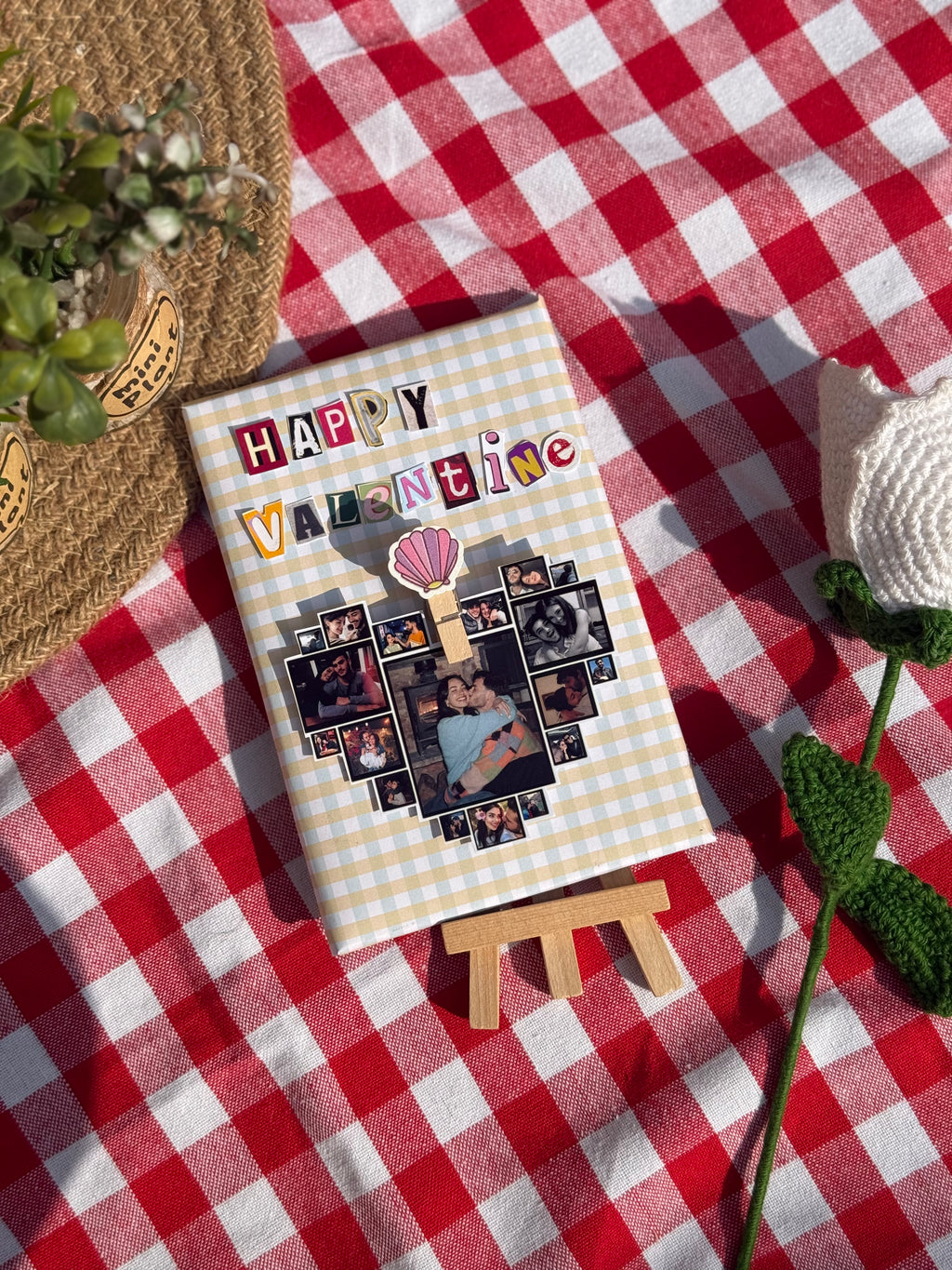 3-D Clip On Card Frame