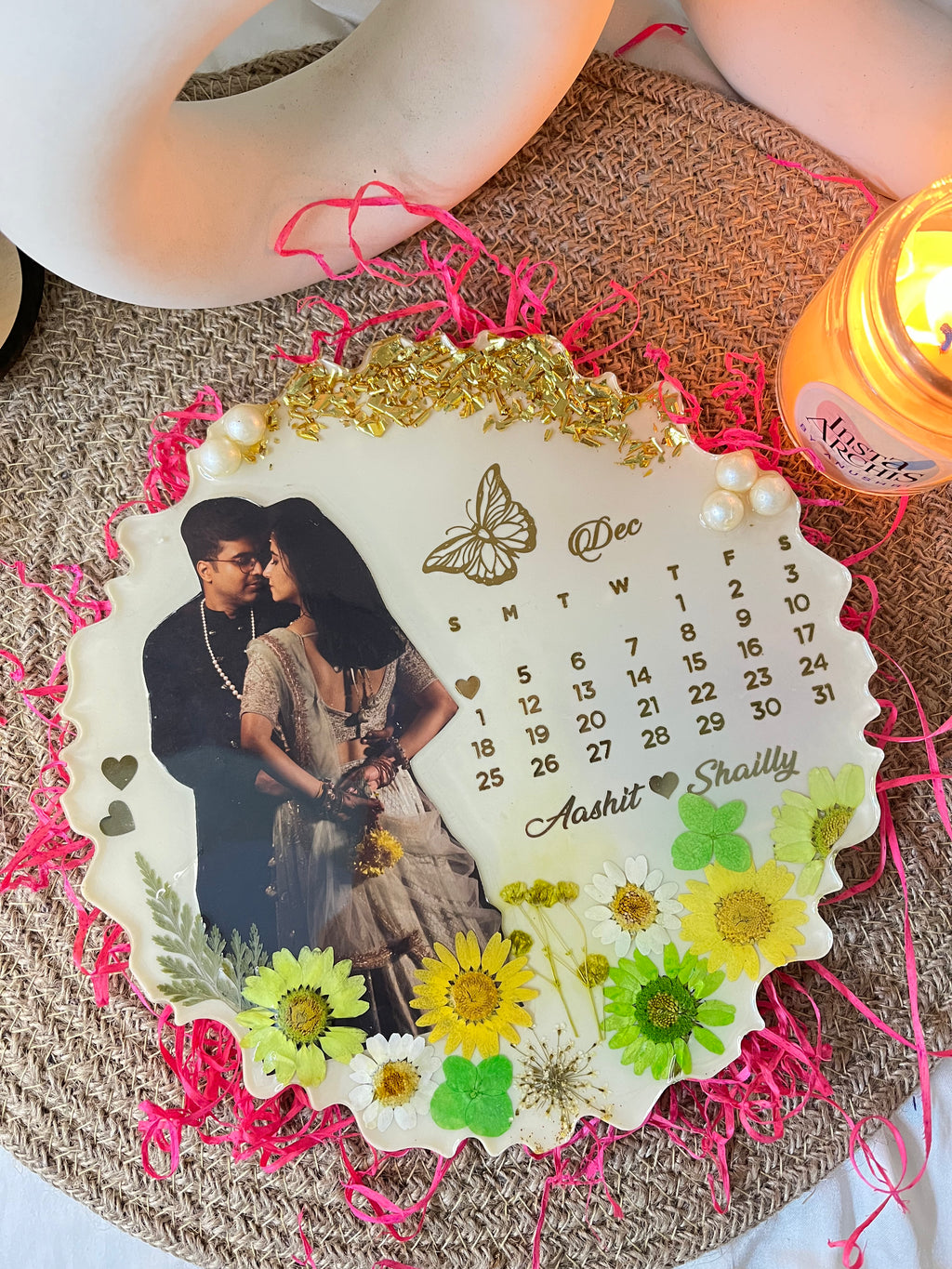 8 inch Sp. Date Calendar (w photo)